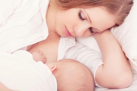 11 Miti da Sfatare sull'Allattamento al Seno che Ogni Neo Mamma Dovrebbe Conoscere