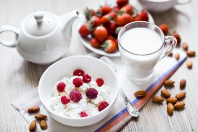 Fruit with Cottage Cheese