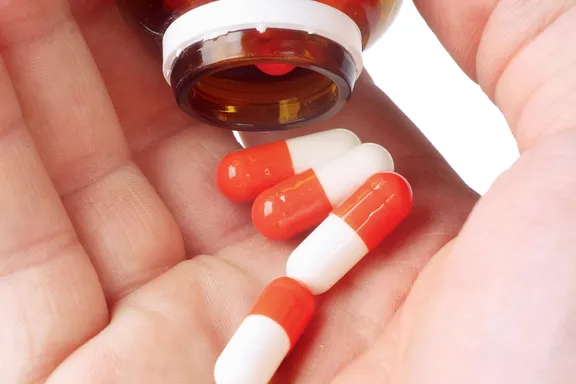 Les 9 Dangers de l’Abus d’Antibiotiques