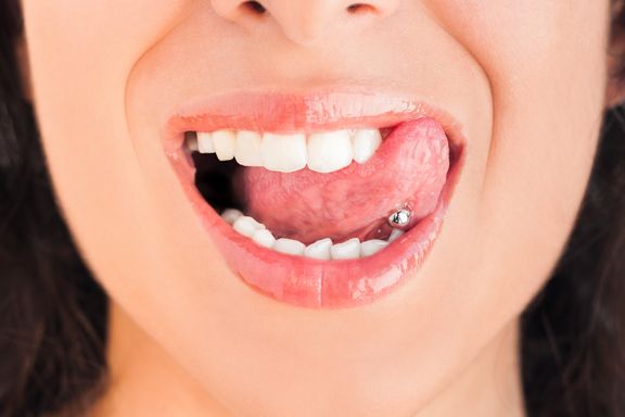 Le 15 Cose che Rovinano i Denti Velocemente