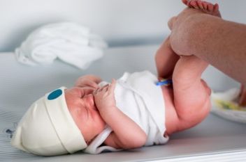 Avantages Et Inconvenients De Faire Circoncire Son Bebe Activebeat