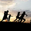10 Modi Divertenti per Far Fare Attività Fisica ai Bambini in Autunno
