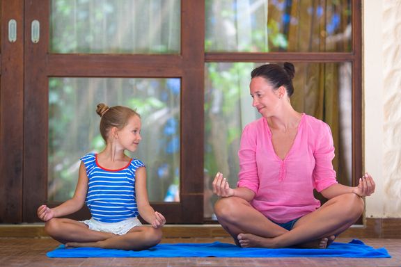 8 Reasons to Teach Your Kids to Meditate