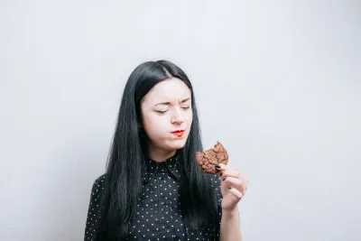 Eating cookie