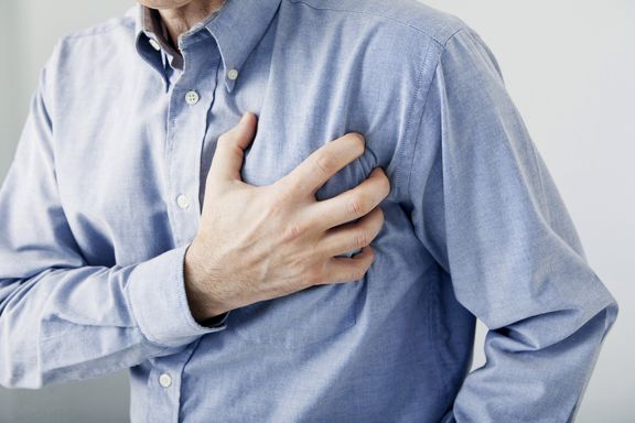 Les signes d’une crise cardiaque chez l'homme
