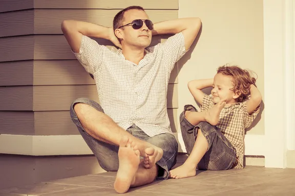 7 Things Moms Need To Know About Dads For Father's Day