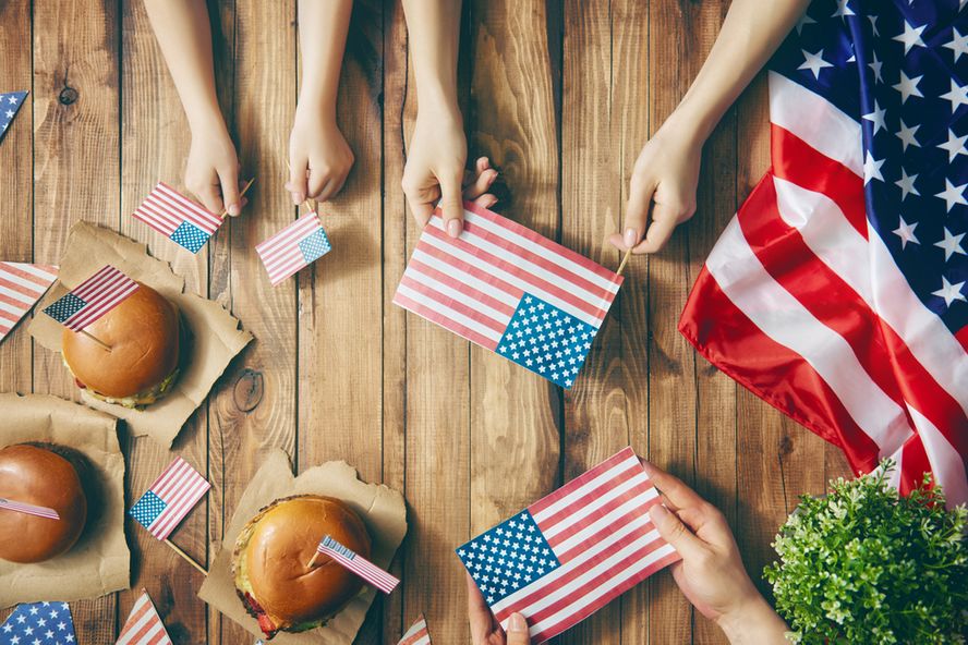Tips for Hosting a Healthy Independence Day Party