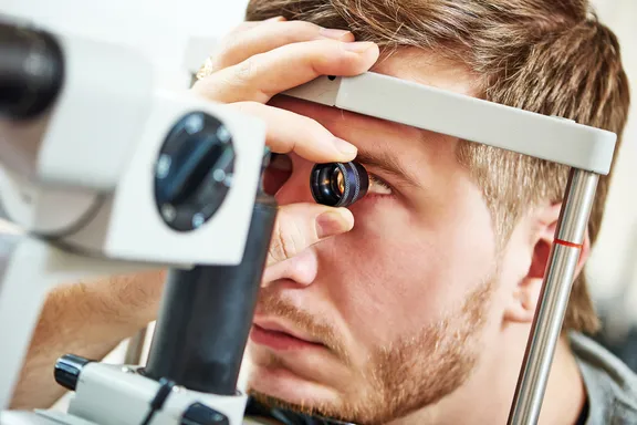 Early Signs and Symptoms of Glaucoma