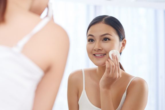 Micellar Water vs. Toner: Which Has More Benefits?