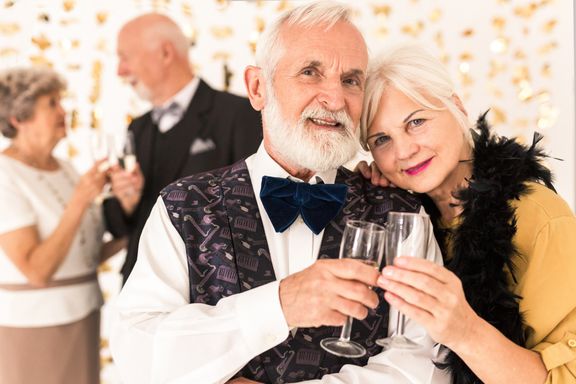 Fun and Safe Ways Seniors Can Celebrate New Year's Eve
