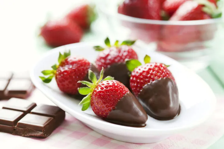 Heart healthy snack: dark chocolate covered strawberries