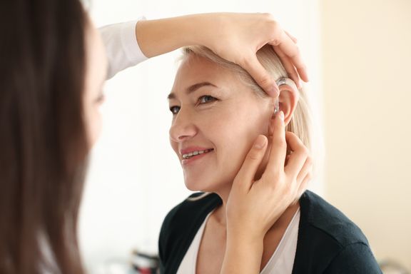 A Complete Guide to Buying Hearing Aids